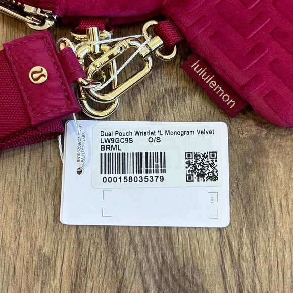 NWT Lululemon Dual Pouch Wristlet *L Monogram Velvet In Berry Rumble - Picture 6 of 6